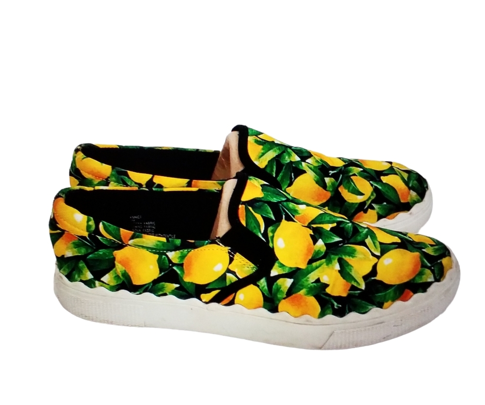 Betsey Johnson Emmet Lemon Print Sneakers